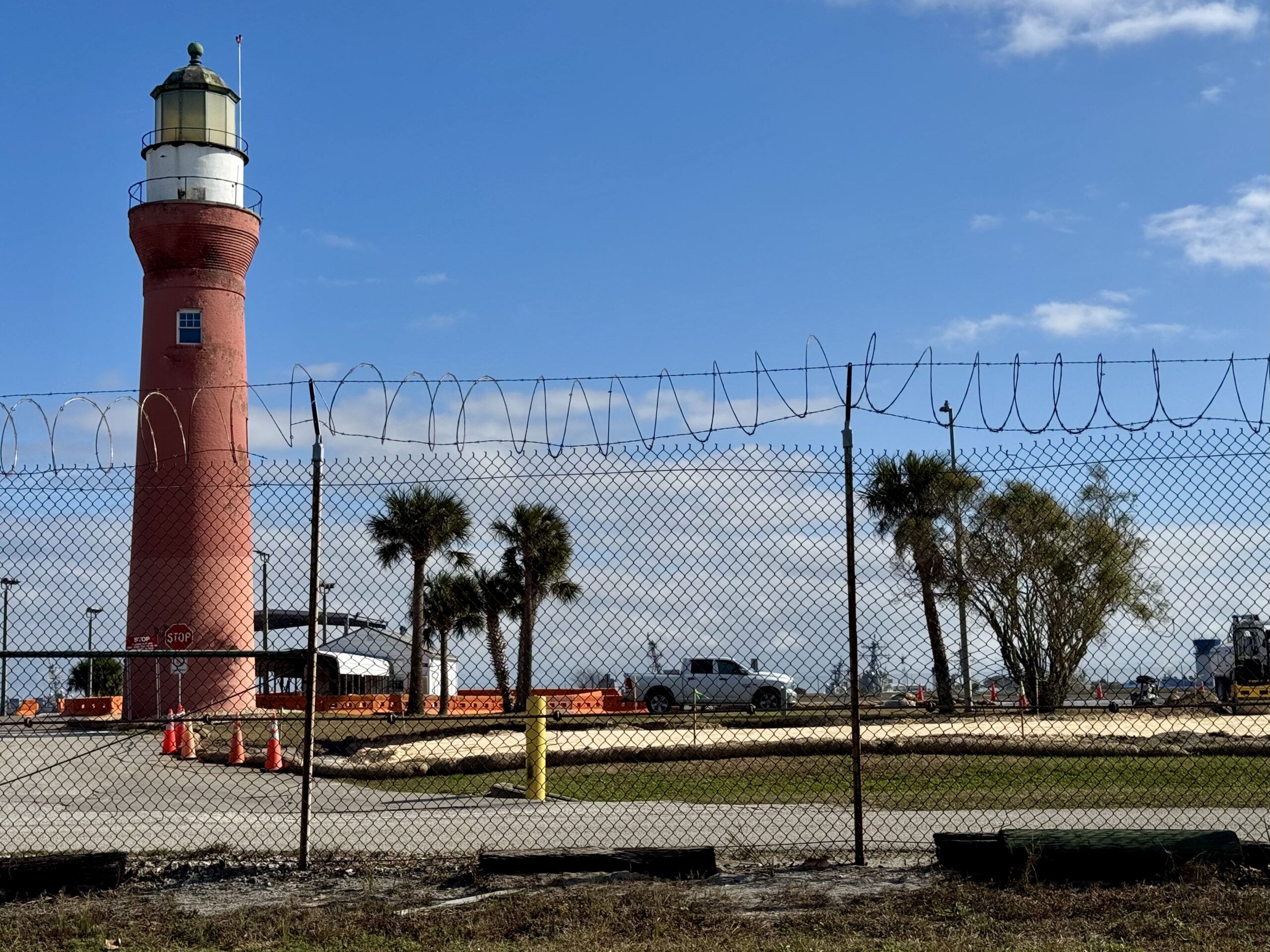 St Johns River Lighthouse Fence 2_Horizontal